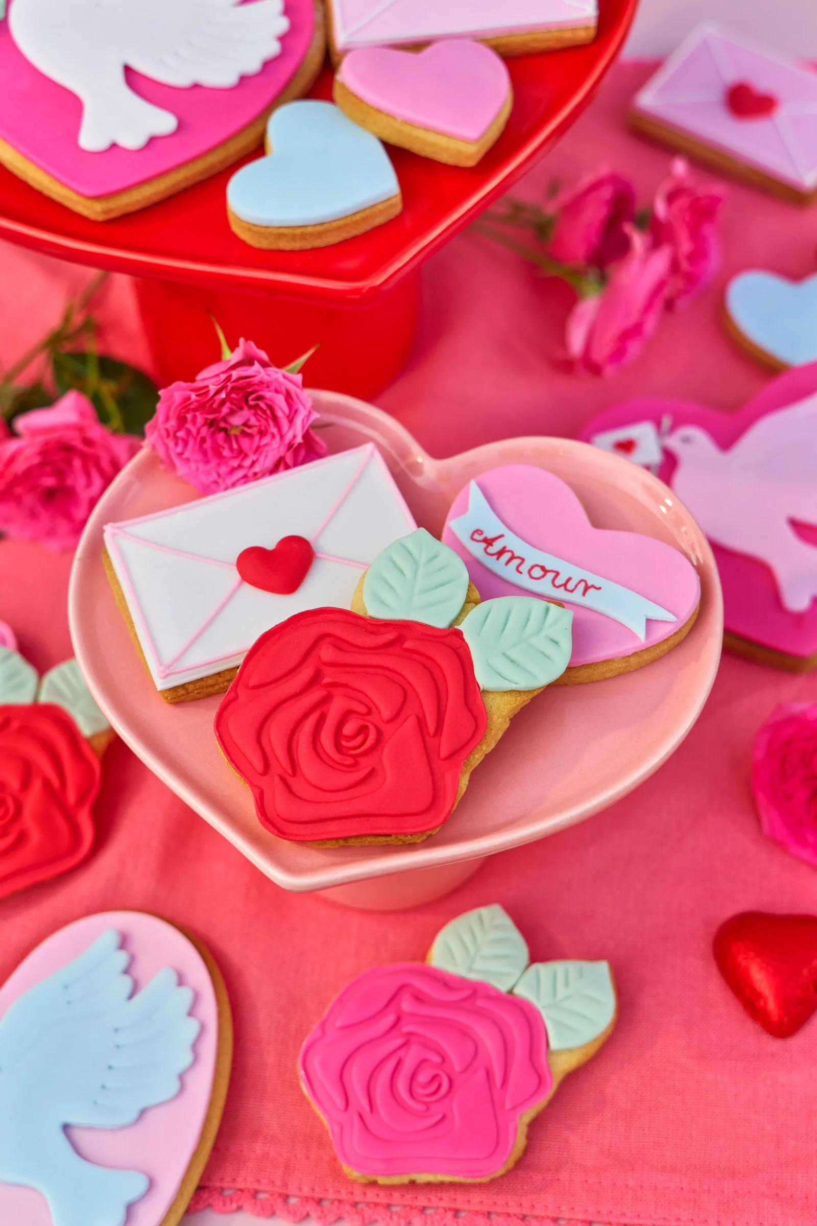 'Lovebirds' Cookie Collection - Image 4